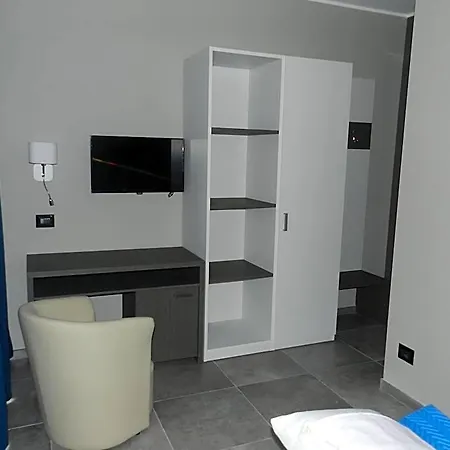 Erasmus Hotell 3*