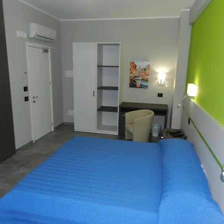 Erasmus Hotel
